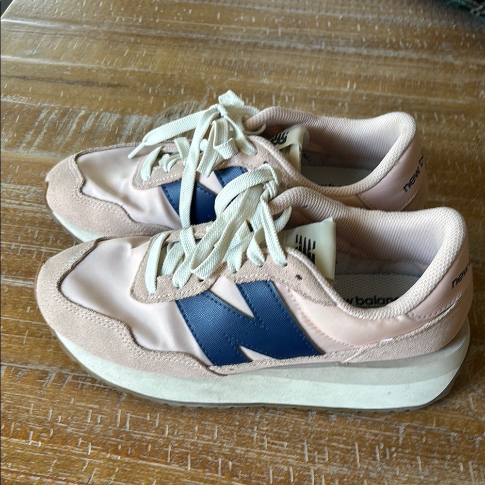New Balance Women's Pink and Blue Sneakers